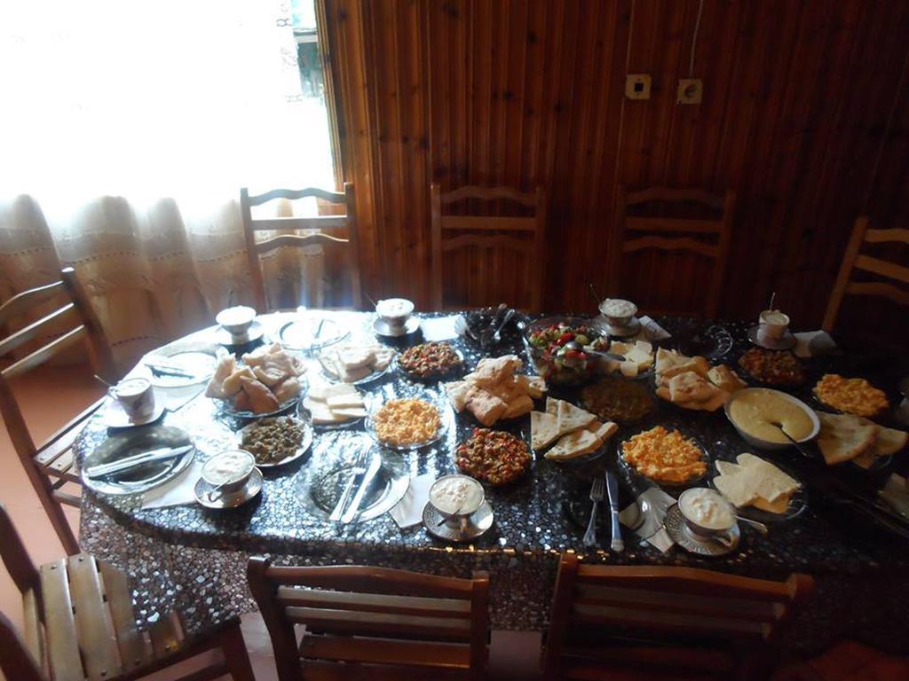 Guesthouse Am Museum Mestia Cameră foto